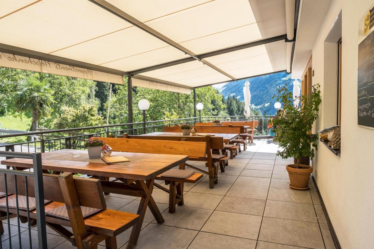 Hofschenke Pfeiftal - Bergwiese San Martino In Passiria  Kültér fotó