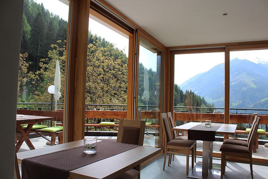 Hofschenke Pfeiftal - Bergwiese San Martino In Passiria  Kültér fotó